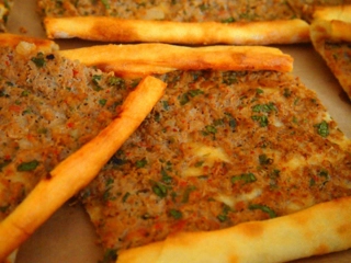 Kıymalı Pide Hamuru Tarifi ve Malzemeleri