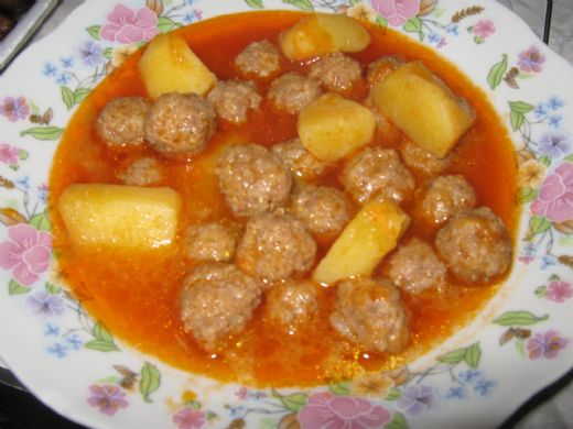 Kıymalı Sulu Yemekler Tarifi ve Malzemeleri