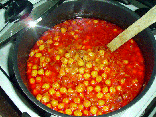 Kıymalı Nohut Yemeği