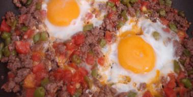 Fırında Kıymalı Yumurta Tarifi ve Malzemeleri Fırında Kıymalı Yumurta