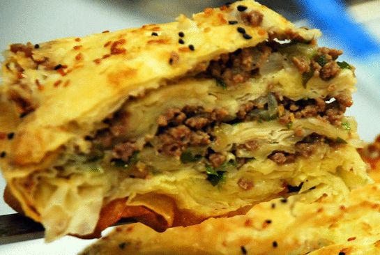 Oktay Usta Kıymalı Börek Tarifi ve Malzemeleri